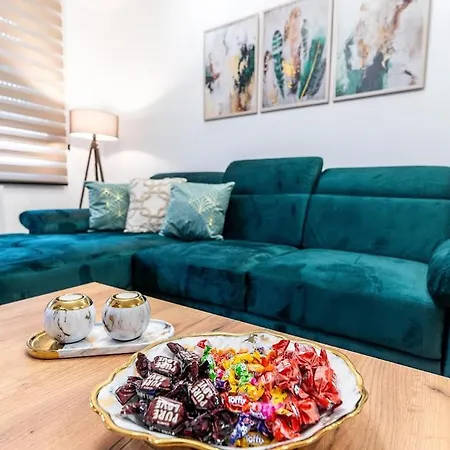 Kolarević Appartamento *